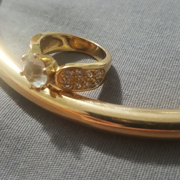 Necklace - Picture 4 of 4